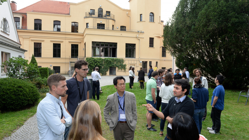 PSS 2015 Group in the garden ot the IASS