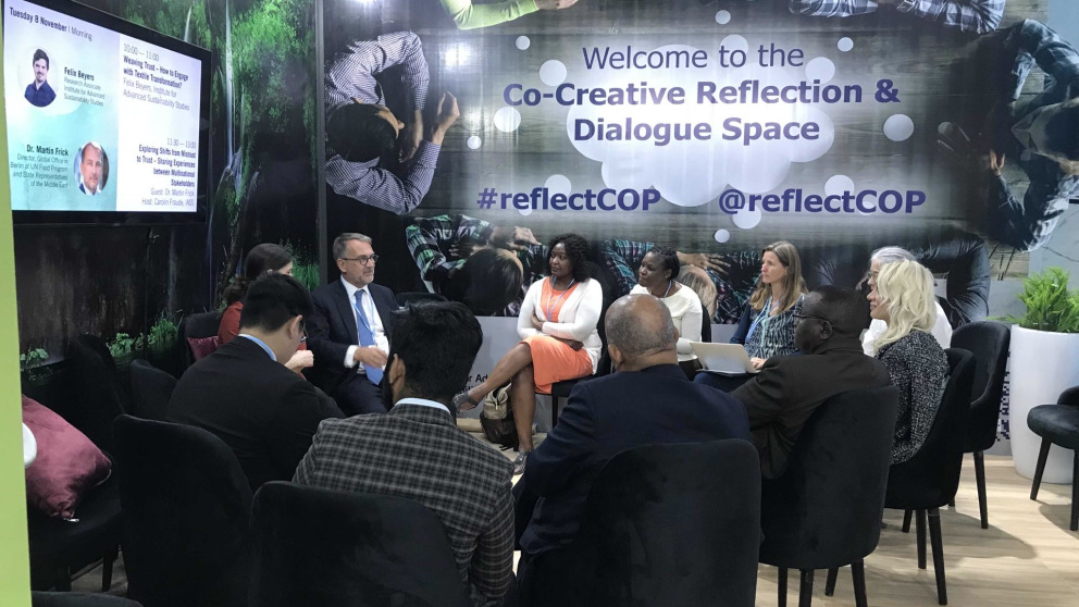 The Co-creative Reflection and Dialogue Space promotes informal exchange at the UN climate conferences.