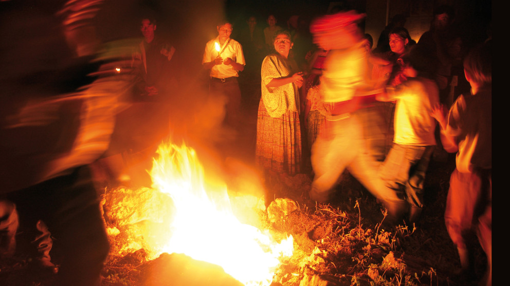 Mayejak ceremony, Xalabé, Alta Verapaz Department, Guatemala.