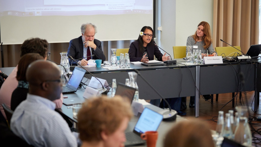 Andreas Papaconstantinou (European Commission), Ngedikes Olai Uludong (Permanent Representative to the UN from Palau) and Barbara Neumann (IASS) were among the experts who gathered at the IASS for the workshop.