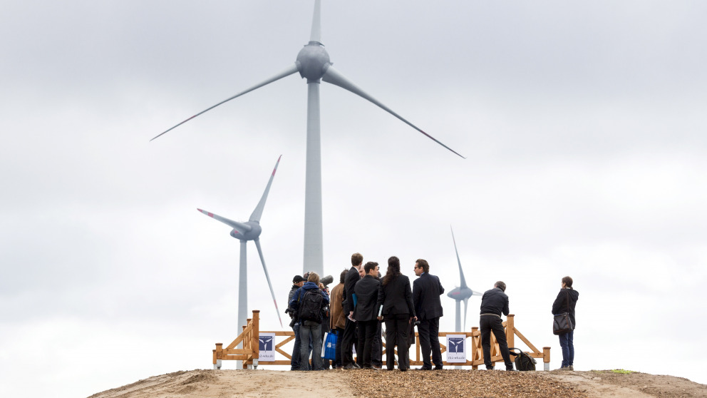 Der Windpark RH2-Werder/Kessin/Altentreptow in Mecklenburg-Vorpommern zählt zu den größten Windparks in Deutschland. Über Windenergie wird vielerorts kontrovers diskutiert. 
