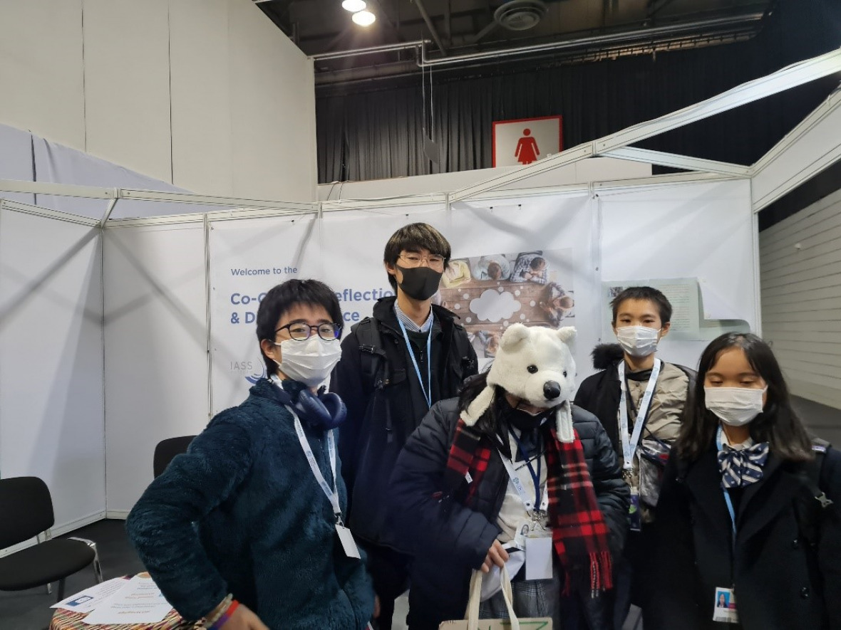 Fridays for Future from Japan visiting COP26, Glasgow