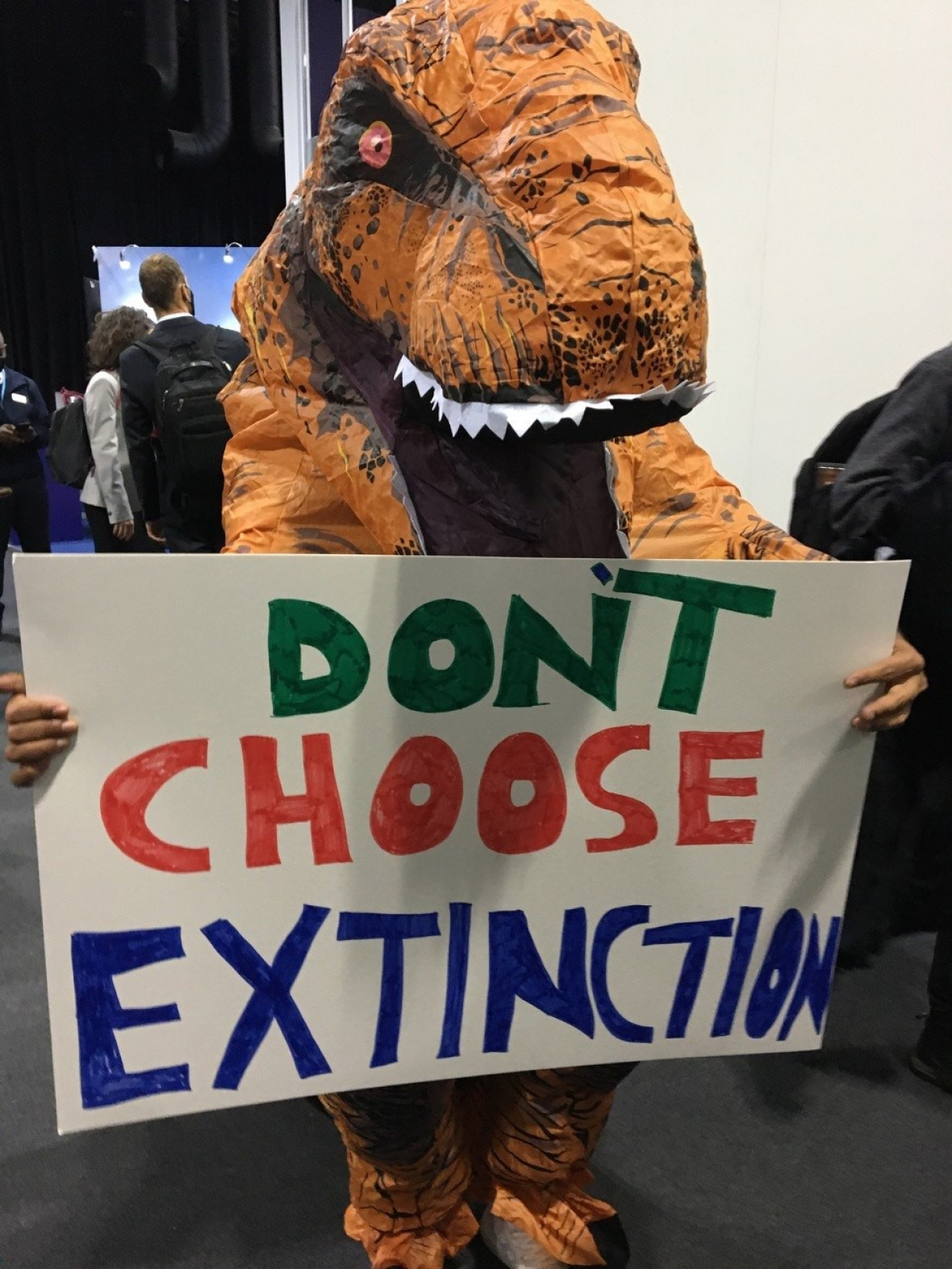 Dont choose extinction Dino