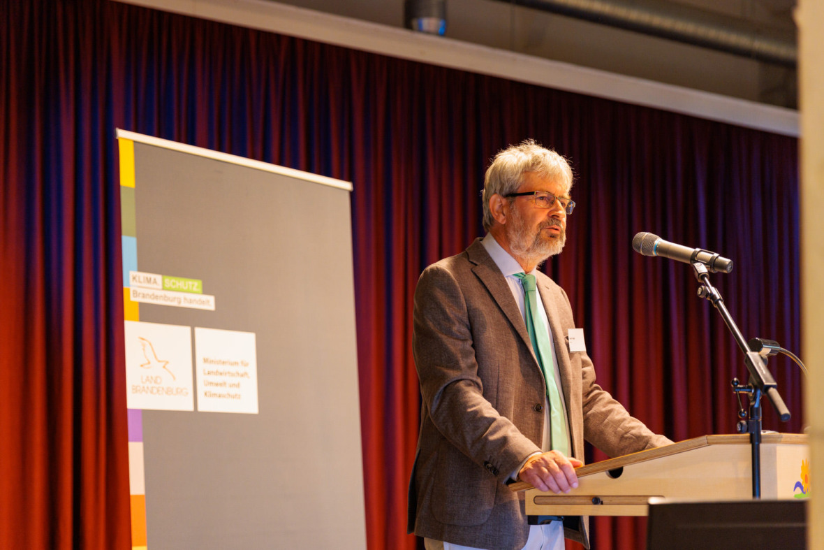 Der Brandenburger Klimaschutzminister Axel Vogel betonte, dass Klimaschutz ein Prozess und eine Gemeinschaftsaufgabe sei. 