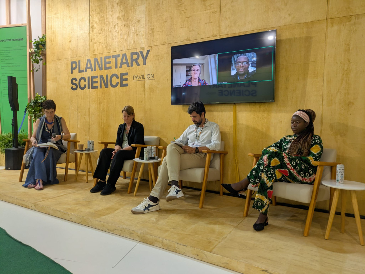 RIFS Fellow Adenike Oladosu (rechts) diskutierte bei der COP  über "Adaptive Pathways for Agriculture and Food Security".