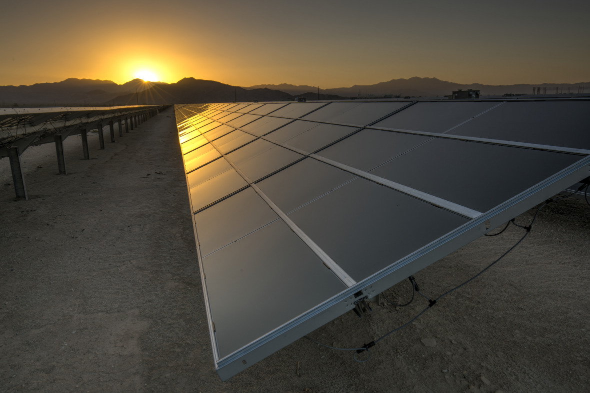 Die Dekarbonisierung des Energiesystems bringt viele Herausforderungen mit sich, von umfangreichen Investitionen bis hin zur Umgestaltung der Infrastruktur.