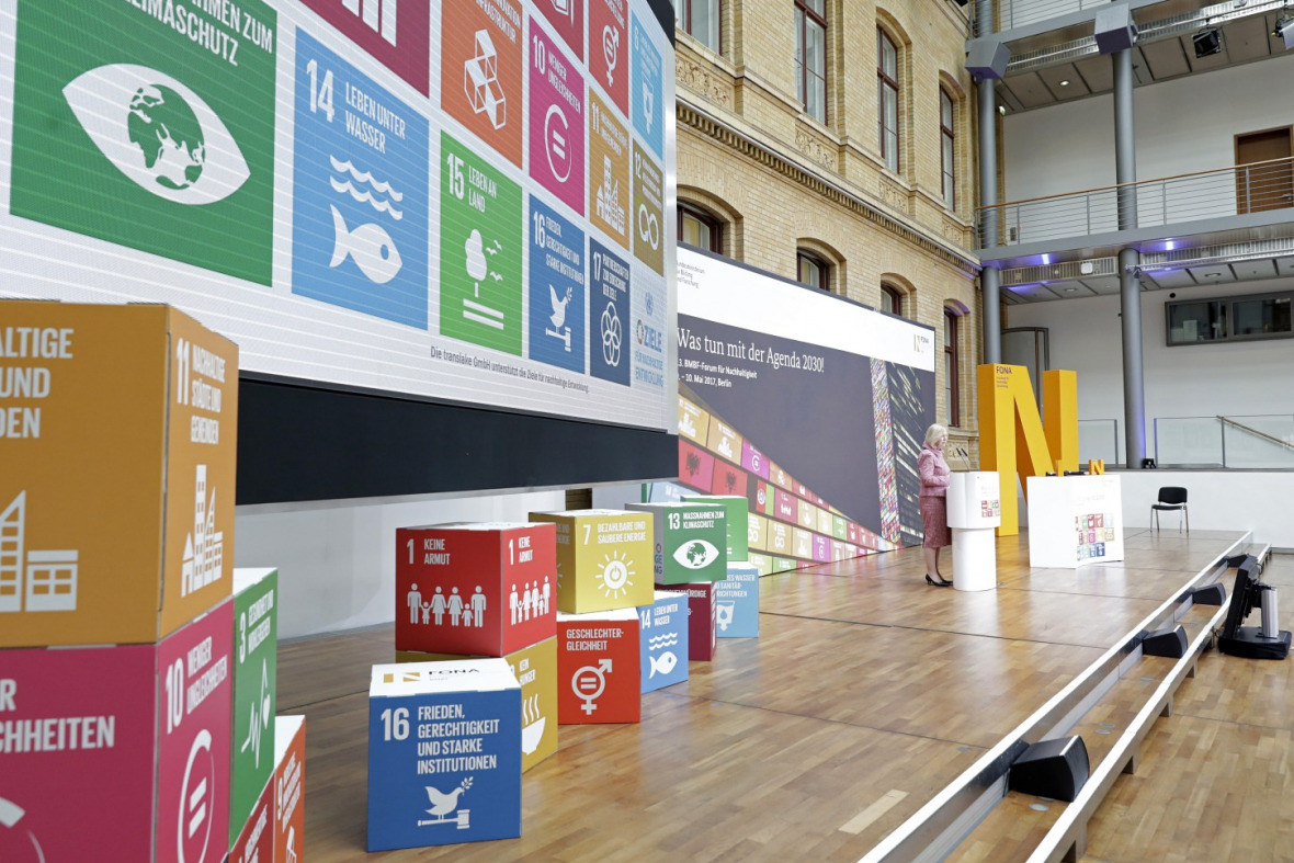 “Was tun mit der Agenda 2030!”: In May 2017 Federal Minister Johanna Wanka introduced the Platform Sustainability 2030 at a conference that called on people to “do something with the 2030 Agenda”.