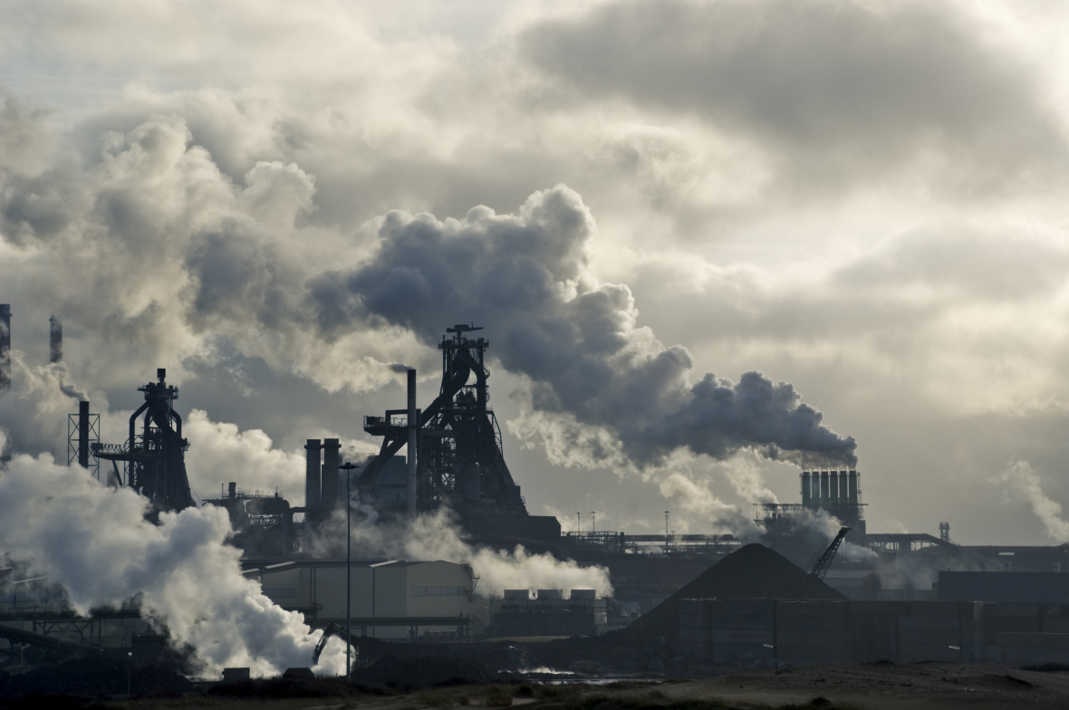 Im Pariser Klimaabkommen haben die USA eine Senkung ihrer CO2-Emissionen zugesagt. Trump kündigte im Wahlkampf an, das Abkommen schnellstmöglich aufzukündigen. Mittlerweile hat er diesen Plan in Frage gestellt. © istock/JacobH Im Pariser Klimaabkommen haben die USA eine Senkung ihrer CO2-Emissionen zugesagt. Trump kündigte im Wahlkampf an, das Abkommen schnellstmöglich aufzukündigen. Mittlerweile hat er diesen Plan in Frage gestellt. © istock/JacobH