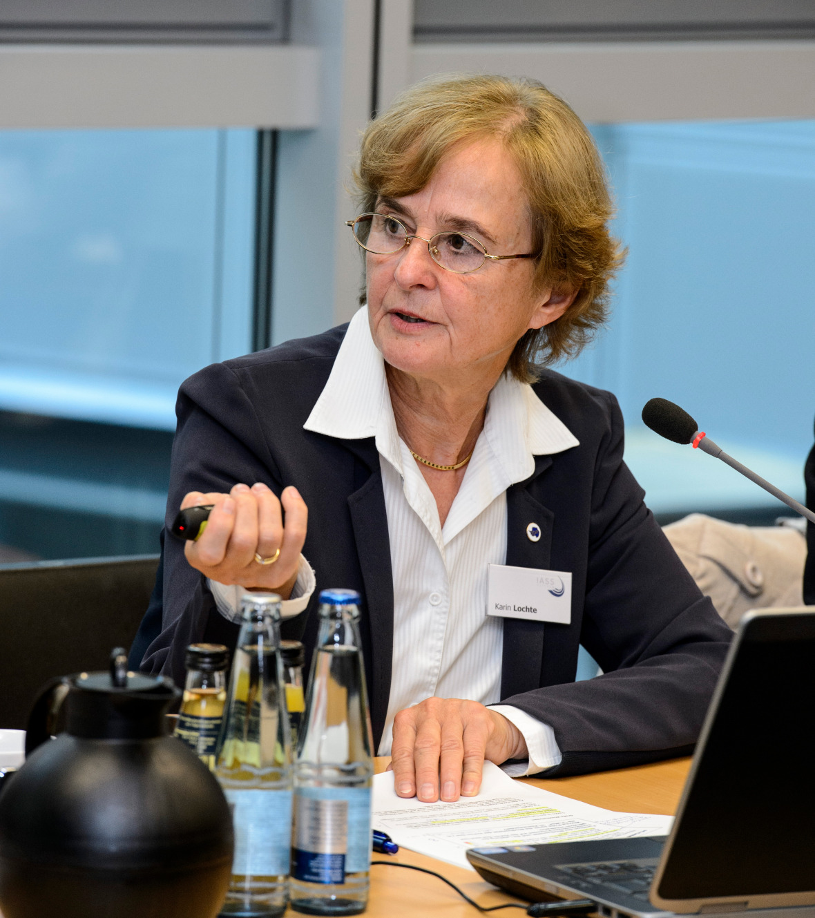 Die Tiefsee ist nur unzureichend erforscht. Dennoch sei es höchste Zeit für ein internationales Abkommen, sagte Karin Lochte (AWI). © IASS/Piero Chiussi