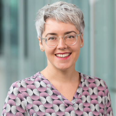 Dr. Sophia Becker