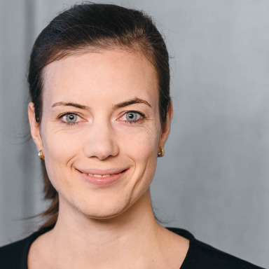 Nina Döring