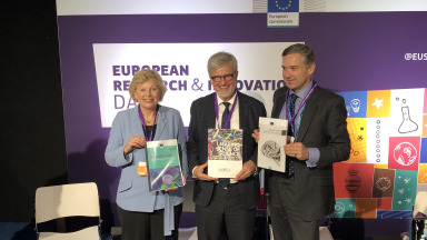 Pearl Dykstra, EC Group of Chief Scientific Advisors; IASS Scientific Director Ortwin Renn; David Mair, European Commission, DG Joint Research Centre (JRC)