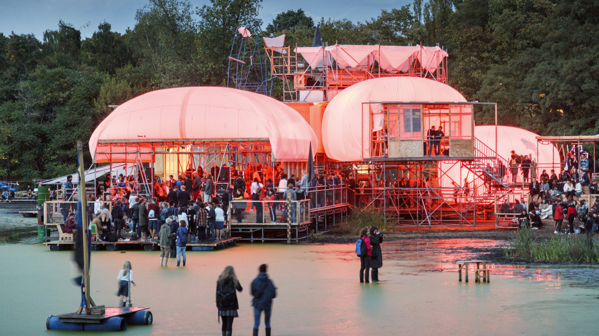 New types of spaces for activities and encounters, such as the Floating in Berlin, combine art with sustainability.