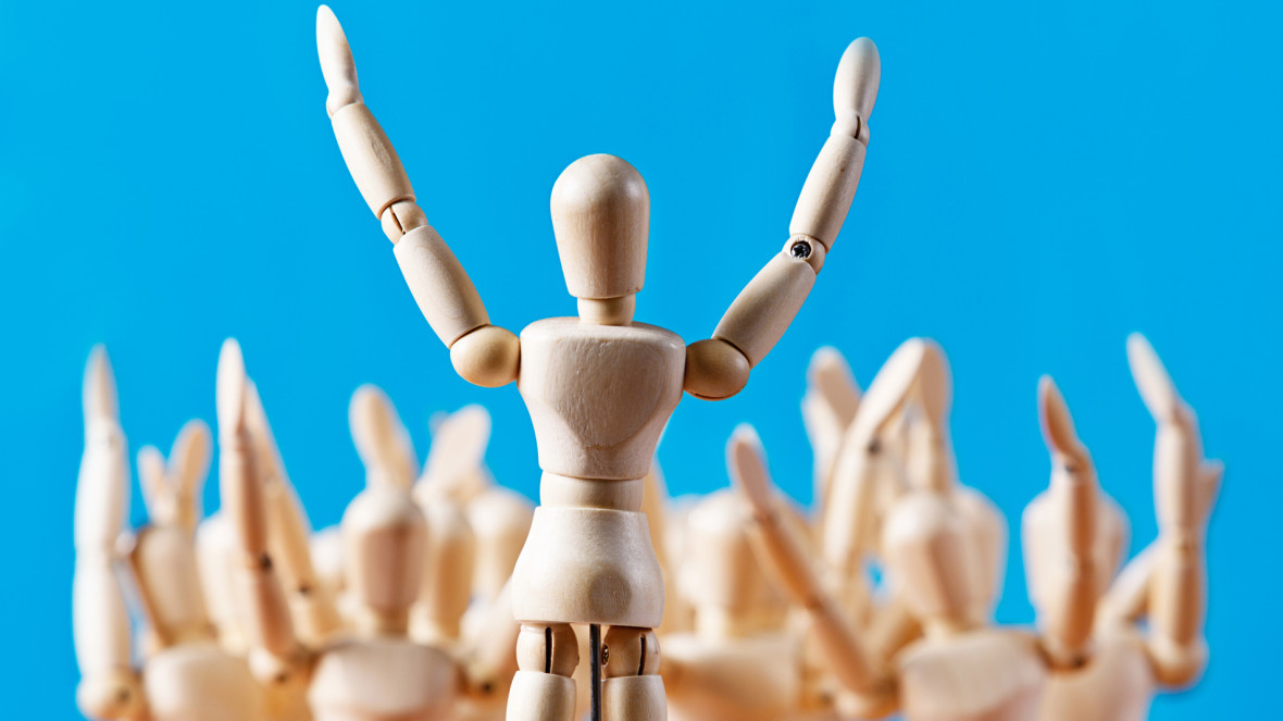 Populist tactics and misinformation can distort public debate and undermine legislative proposals.