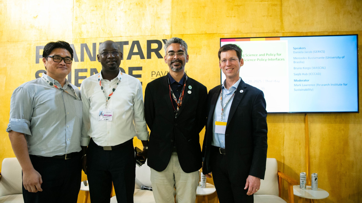 RIFS-Direktor Mark Lawrence moderierte eine Diskussion zum Thema "Bridging Science and Policy for effective Science-Policy-Interfaces".