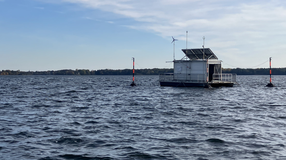 The IGB monitoring station on Müggelsee.